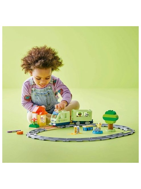 LEGO DUPLO Интерактивен приключенски влак, Interactive Adventure Train, 10427