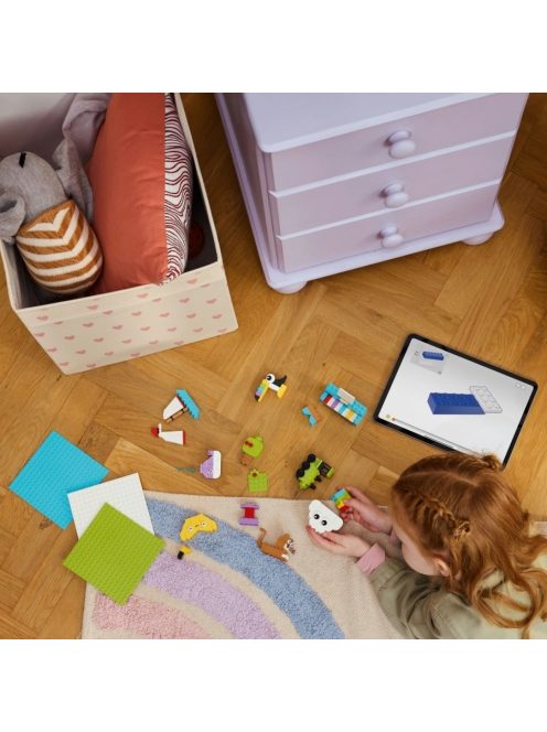 LEGO Classic Креативни строителни и игрални тухлички, Creative build-and-play box, 11044