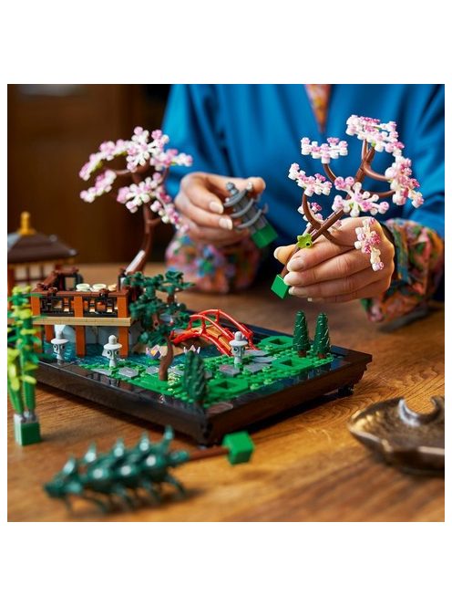 LEGO® Icons Градина на спокойствието, Tranquil Garden, 10315