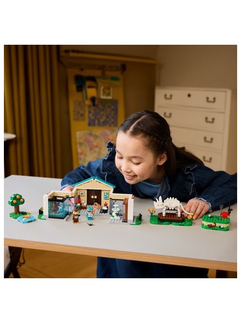 LEGO® Animal Crossing Музейна колекция на Blathers, Blathers's Museum Collection, 77056