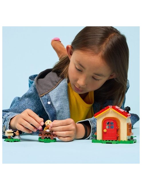 LEGO® Animal Crossing Уютната къща на Goldie, Goldie's Cozy House, 77058