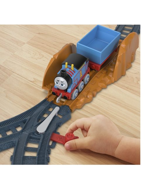 Игрален комплект ТОМАС Thomas & Friends Wooden Bridge Delivery Set от серията TrackMaster, HHV79
