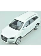 Метална кола 1:24 Audi Q7 с отваряеми врати преден капак и багажник