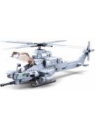 конструктор Sluban Армия AH-1Z Щурмови хеликоптер точен модел с 2 фигурки 482 ел. 30х24х13